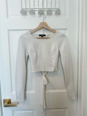 White Long-Sleeve Backless Adjustable Tie-Top